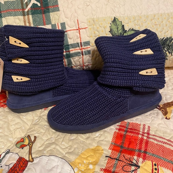 BearPaw Shoes - BearPaw Indigo Knit Boots NWT SZ10